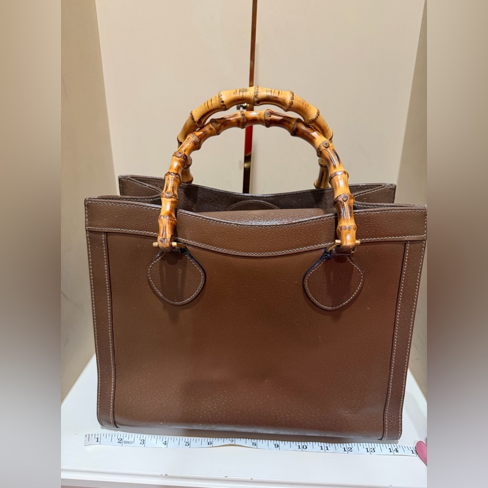 Gucci Diana Brown Leather Handbag-please read for condition - Picture 6 of 16